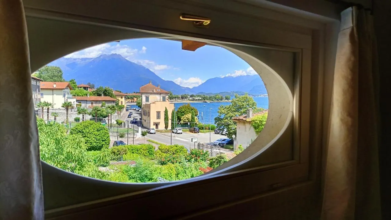 Apartment With Balcony, Lake View, Garage Domaso - Larihome A32 0*,  Italy